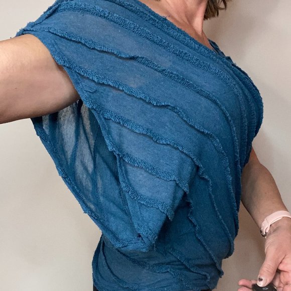 Blue Blouse - Picture 1 of 4